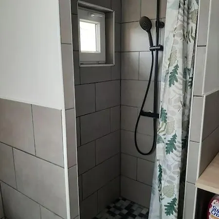 Maison Proche Gare Et Commodites Отель