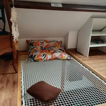 Maison Proche Gare Et Commodites Отель 3*